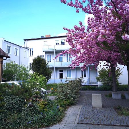 Pb Ferienwohnungen - Fewo 3 - Stilvoll Eingerichtetes Studio Im Herzen Senftenbergs المظهر الخارجي الصورة